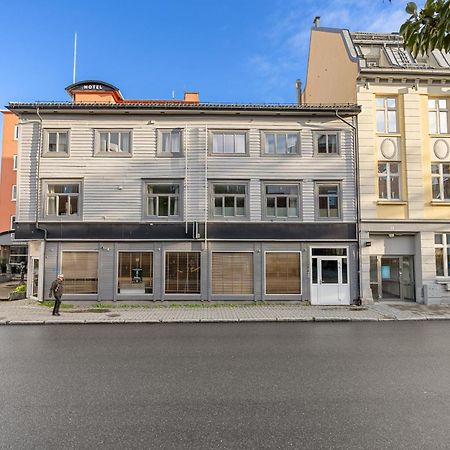 Enter Amalie Apartment Hotel Tromso Exterior photo